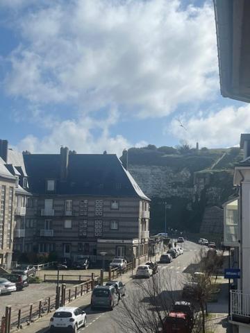 Appartement Meuble En Plein Coeur De St Valery En Caux Saint-Valery-en-Caux Kültér fotó